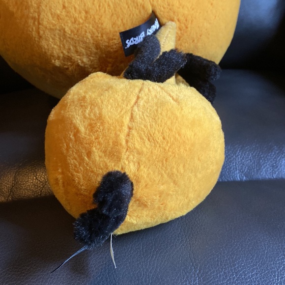 Angry Birds Toys Angry Birds Inflated Bubbles And Regular Bubbles Plush Bundle Poshmark